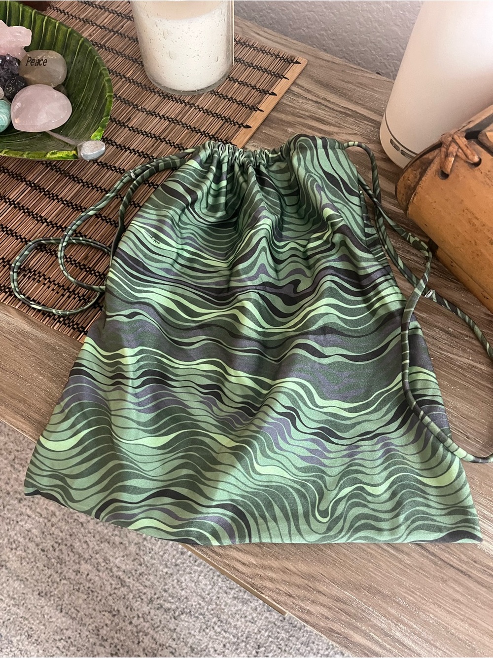 Cult Gaia RARE drawstring pouch bag, Saltation Basil green swirl - Picture 2 of 2